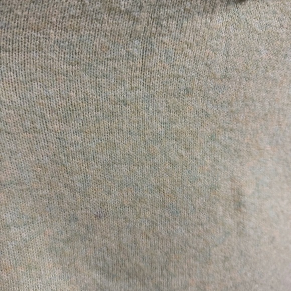 Anthropologie V-Neck Oversized Dolman Sleeve Sweater in Avocado Green Size Small - Picture 7 of 11